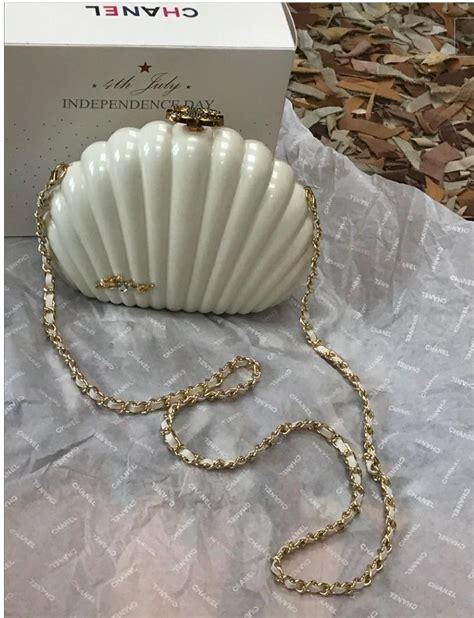 Chanel Clam Shell 